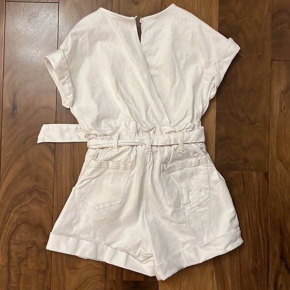 Girls white tie-waist romper size 10 - Picture 2 of 3